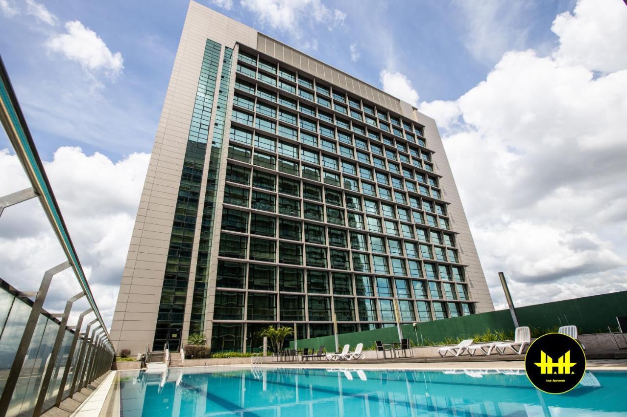 Luco Apartments @ Imperial Suites Kuching Kültér fotó